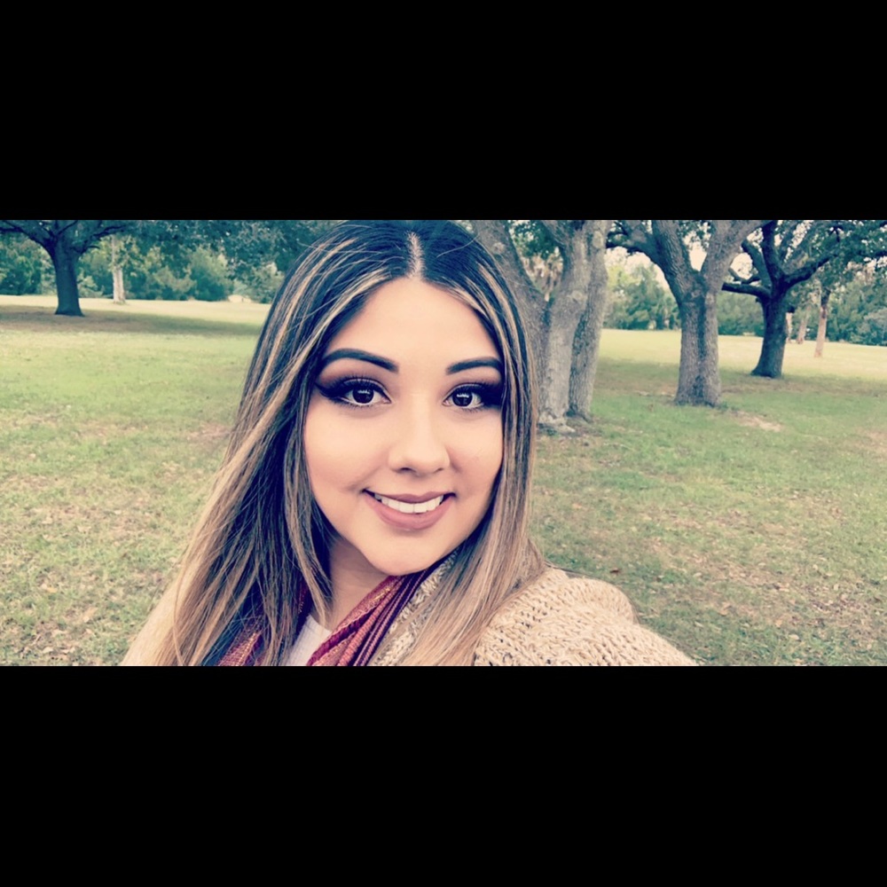 Meet your Posher, Lorena